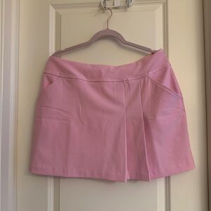 🦩Lilly Pulitzer Luxletic Pink Pleated Mini skort only wore 1 time